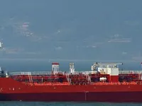 Nafta-/keemialaev müügiks