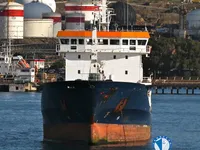 Nafta-/keemialaev müügiks