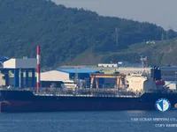Nafta-/keemialaev müügiks
