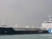 Nafta-/keemialaev müügiks