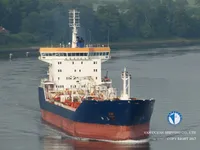 Nafta-/keemialaev müügiks