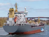 Nafta-/keemialaev müügiks