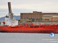 Nafta-/keemialaev müügiks