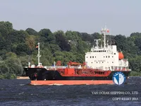 Nafta-/keemialaev müügiks