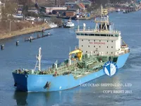Nafta-/keemialaev müügiks