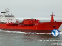 Nafta-/keemialaev müügiks