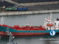 Nafta-/keemialaev müügiks