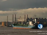 Nafta-/keemialaev müügiks