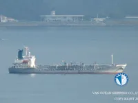 Nafta-/keemialaev müügiks