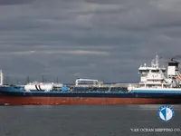 Nafta-/keemialaev müügiks