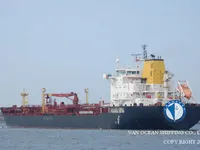 Nafta-/keemialaev müügiks