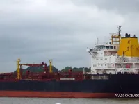 Nafta-/keemialaev müügiks