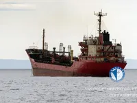 Nafta-/keemialaev müügiks
