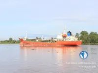 Nafta-/keemialaev müügiks