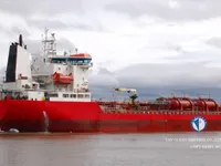 Nafta-/keemialaev müügiks