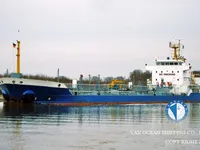 Nafta-/keemialaev müügiks