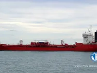 Nafta-/keemialaev müügiks