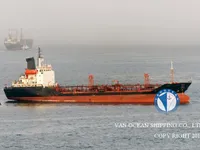 Nafta-/keemialaev müügiks
