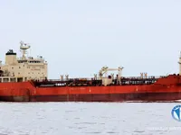 Nafta-/keemialaev müügiks