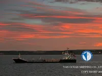 Nafta-/keemialaev müügiks