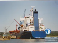 Nafta-/keemialaev müügiks
