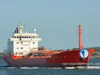Nafta-/keemialaev müügiks