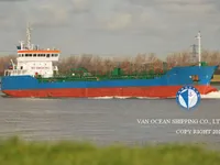 Nafta-/keemialaev müügiks