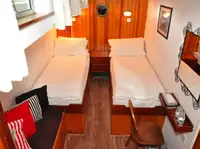 Ujuv hotell müügiks