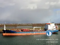Nafta-/keemialaev müügiks