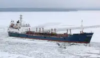 Nafta-/keemialaev müügiks