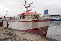 Elus kala vedav laev müügiks