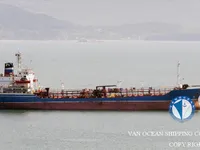 Nafta-/keemialaev müügiks
