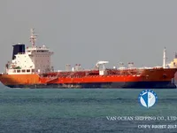 Nafta-/keemialaev müügiks