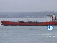 Nafta-/keemialaev müügiks