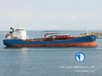 Nafta-/keemialaev müügiks