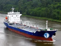 Nafta-/keemialaev müügiks