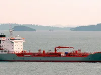 Nafta-/keemialaev müügiks