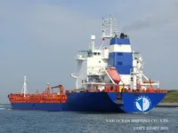 Nafta-/keemialaev müügiks