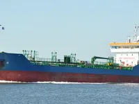 Nafta-/keemialaev müügiks