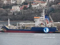 Nafta-/keemialaev müügiks