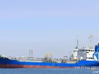 Nafta-/keemialaev müügiks