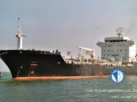 Nafta-/keemialaev müügiks