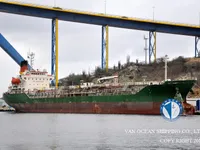 Nafta-/keemialaev müügiks