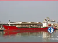 Nafta-/keemialaev müügiks