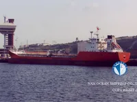 Nafta-/keemialaev müügiks