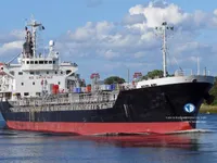 Nafta-/keemialaev müügiks