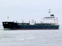 Nafta-/keemialaev müügiks