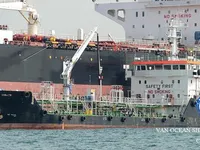 Nafta-/keemialaev müügiks