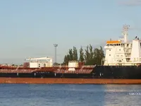 Nafta-/keemialaev müügiks