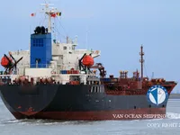 Nafta-/keemialaev müügiks